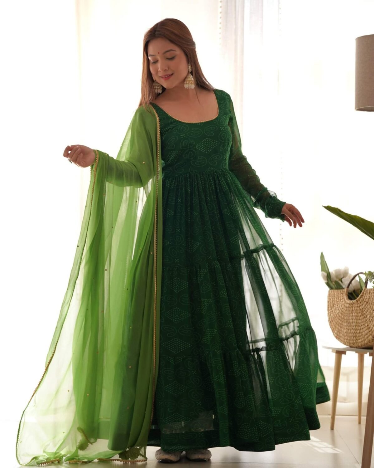Green bandhani tiered anarkali set(Set of 2)