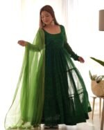 Green bandhani tiered anarkali set(Set of 2)