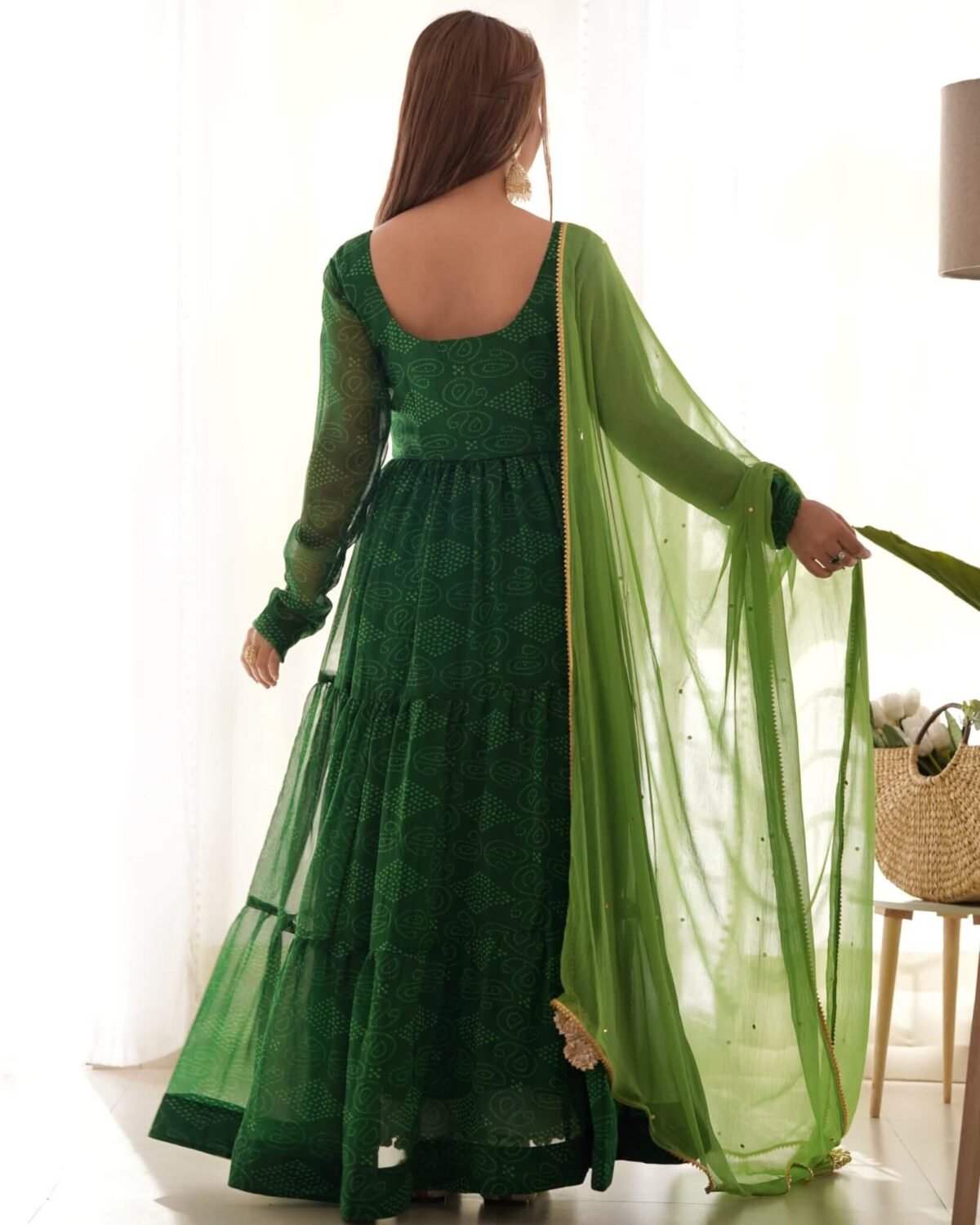 Green bandhani tiered anarkali set(Set of 2)
