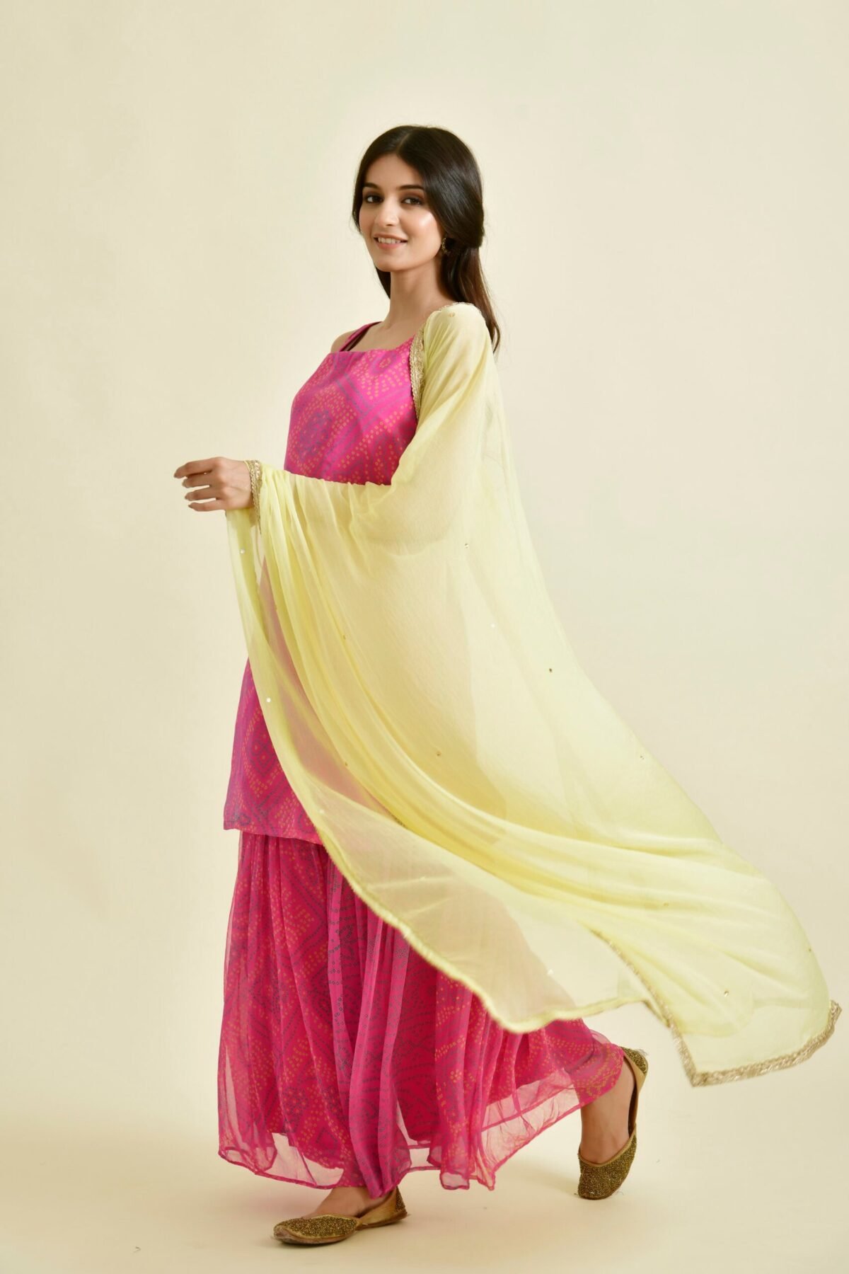 Bandhani magenta gharara set